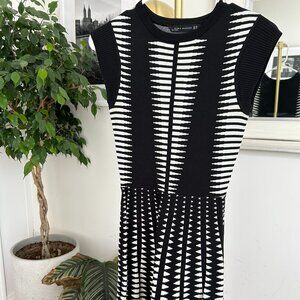 Zara | black and white geometric knit dress